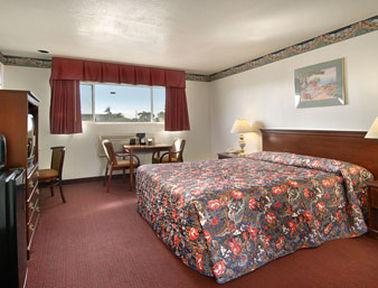 Steinbeck Lodge 살리나스 객실 사진